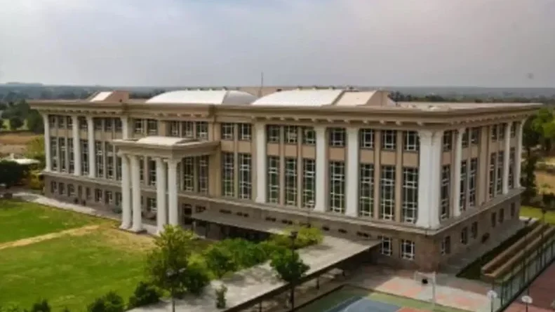 How School Culture Shapes Student Development in Gurgaon